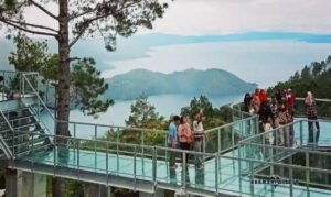 Jembatan Kaca Berastagi, Maulana Cafe