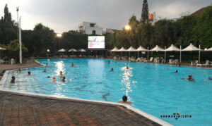 Kolam Renang Cilandak Town Square