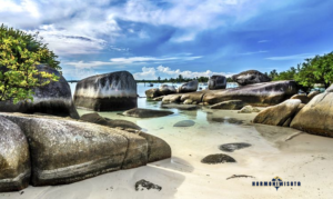 Pantai Tanjung Kelayang Belitung