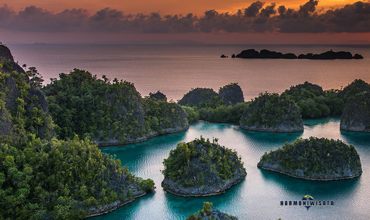 Rekomendasi Wisata Paling Populer di Raja Ampat