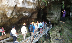 Eksplorasi Goa Kelelawar Bukit Lawang