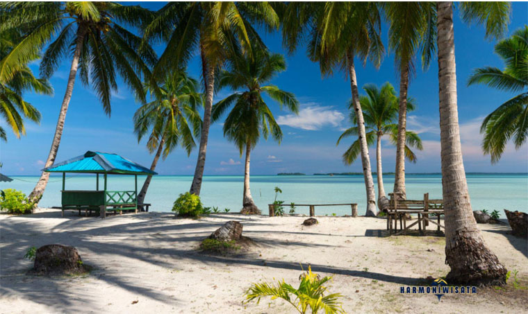 Pantai Ngurtafur Maluku – Liburan Tenang di Timur Indonesia
