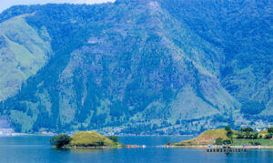 Liburan Danau Toba