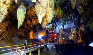 Wisata Gua Lawa – Trenggalek, Jawa Timur