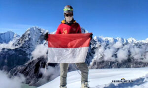 Hiking Mount Everest