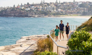 Pantai Bondi & Coastal Walk