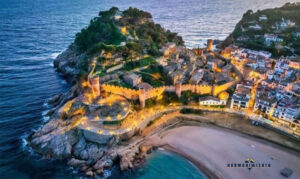 Pantai Kota yang Mudah Dijangkau Barcelona