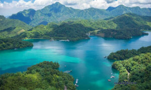 sun moon lake taiwan