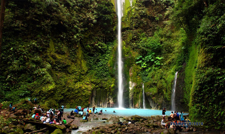 Air Terjun Sipiso-Piso