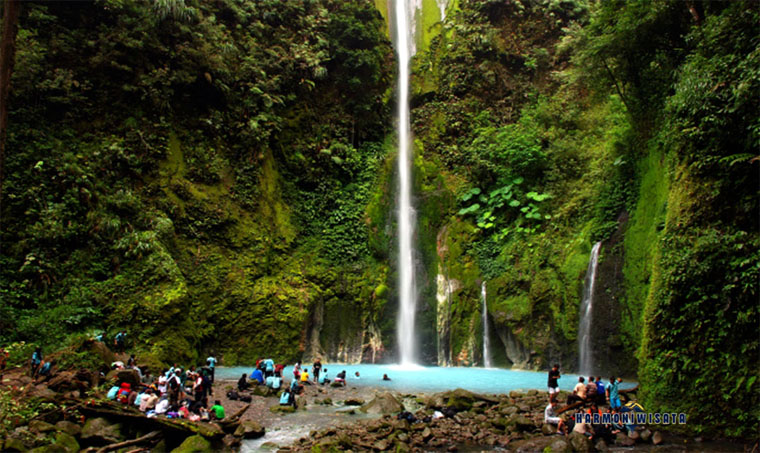 Air Terjun Sipiso-piso