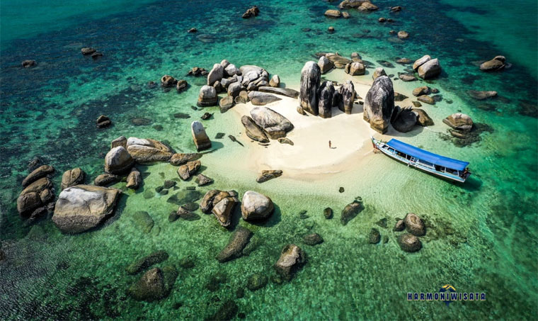 Island Hopping Seru Belitung