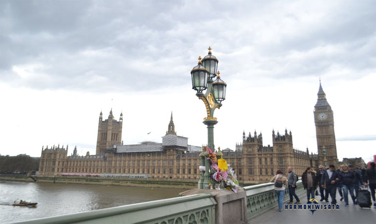 Liburan hemat ke lonton