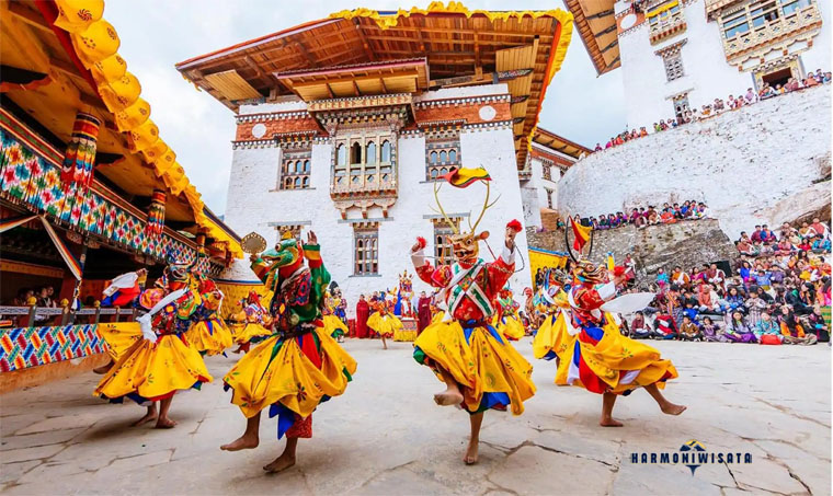 Budaya dan Spiritualitas Bhutan yang Otentik
