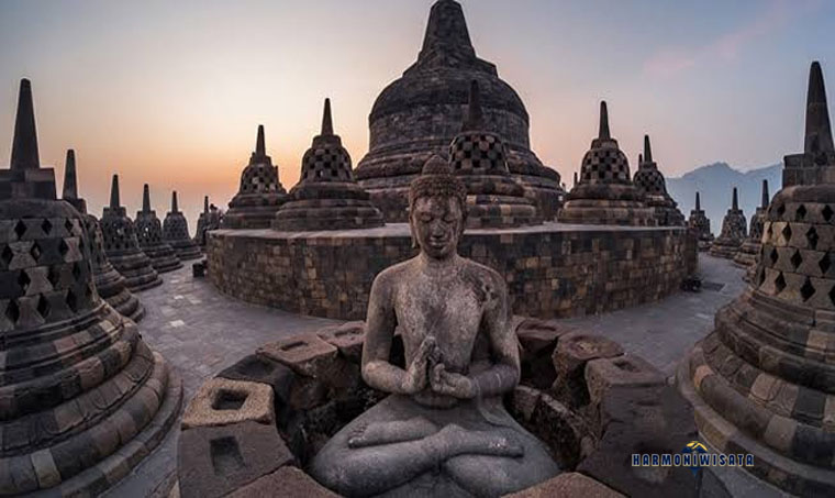 Candi Borobudur – Magelang, Jawa Tengah