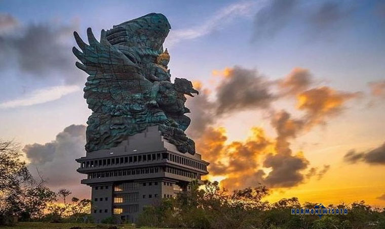 Garuda Wisnu Kencana