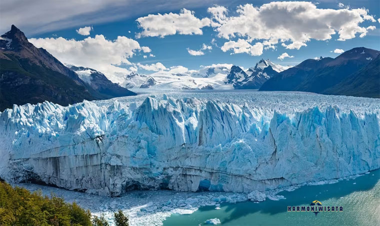 Gletser Raksasa Patagonia
