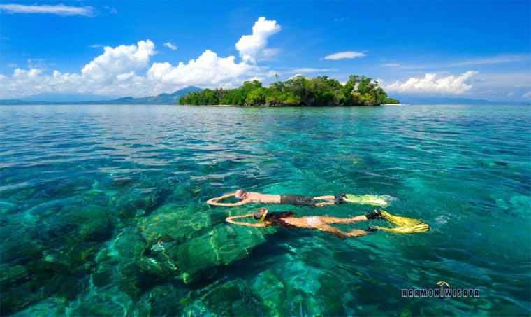 Harmoni Wisata Pulau Siladen
