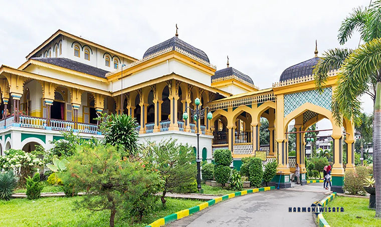 Istana Maimun