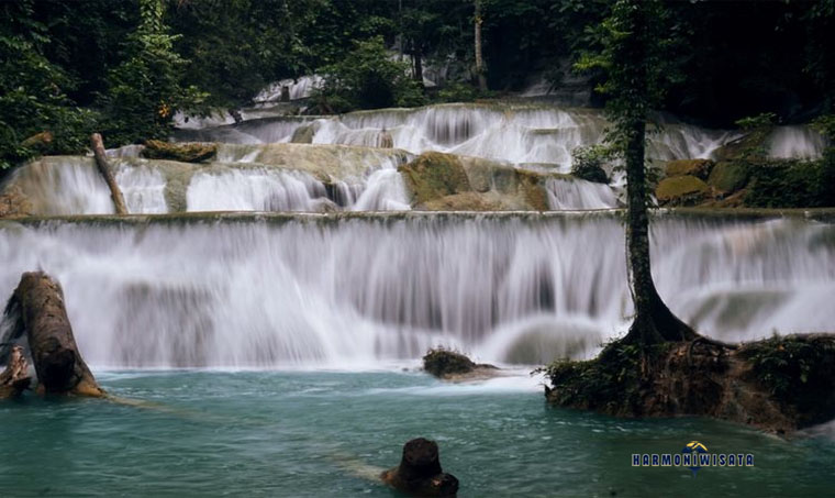 Harmoni Wisata Air Terjun Moramo – Sulawesi Tenggara