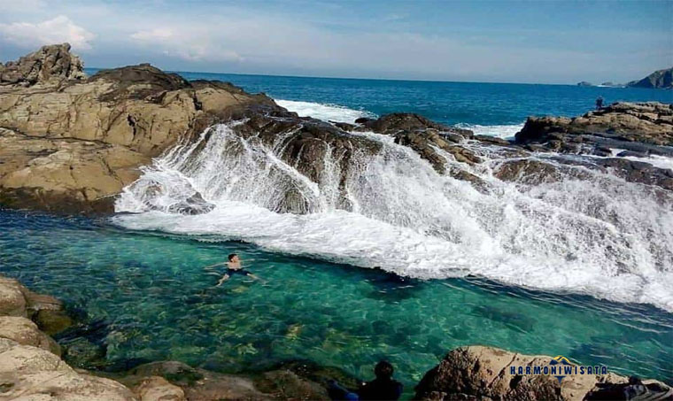 Harmoni Wisata Pantai Wediombo, Gunungkidul