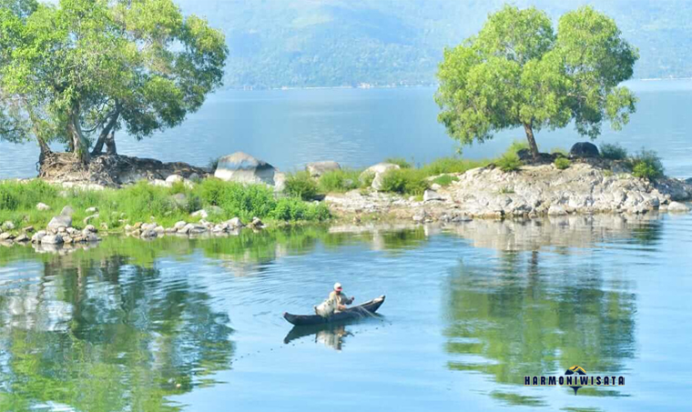 Harmoni Wisata Danau Singkarak – Sumatera Barat
