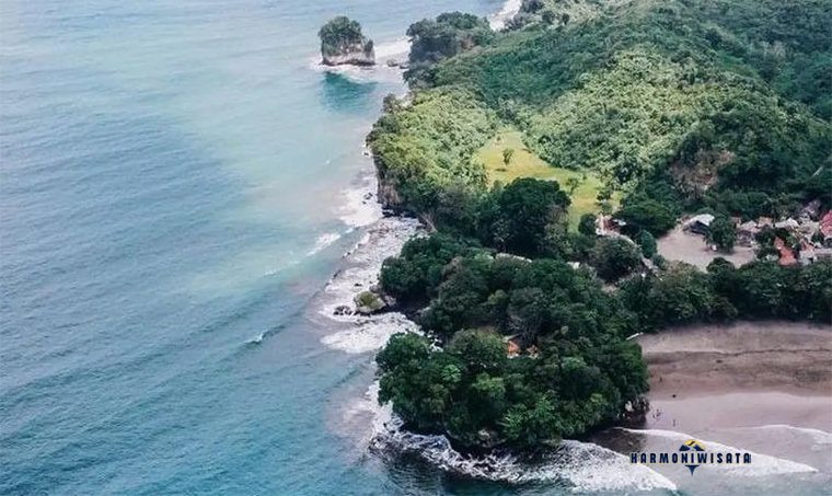 Harmoni Wisata Pantai Batu Karas – Pangandaran