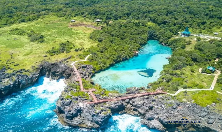 Harmoni Wisata Danau Weekuri – Sumba