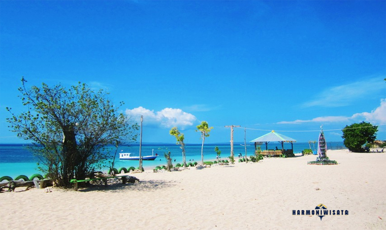 Pantai Tablolong Kupang: Lokasi, Daya Tarik, dan Aktivitas Wisata