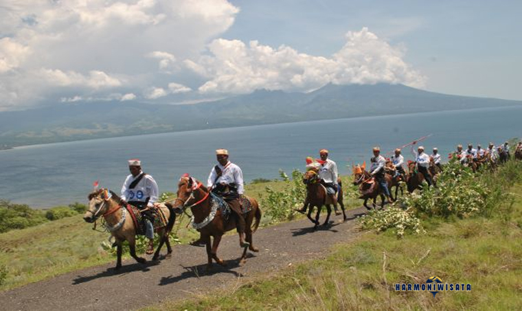 Harmoni Wisata Savana Mausui (NTT)