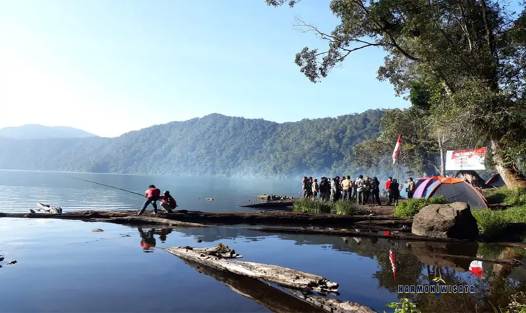 Harmoni Wisata Danau Gunung Tujuh