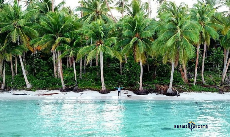 Harmoni Wisata Pantai Ohoidertawun