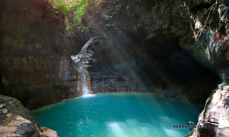 Harmoni Wisata Air Terjun Waimarang – Sumba Timur