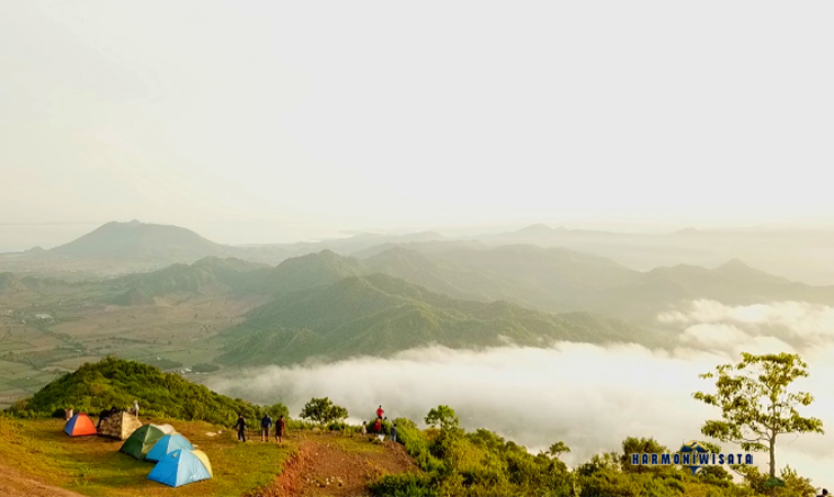 Harmoni Wisata Bukit Mantar – Sumbawa, NTB