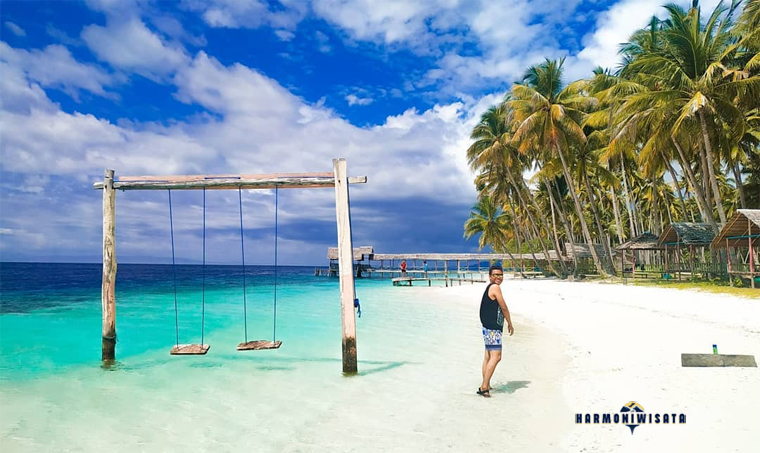 Harmoni Wisata Pantai Poganda – Sulawesi Tengah