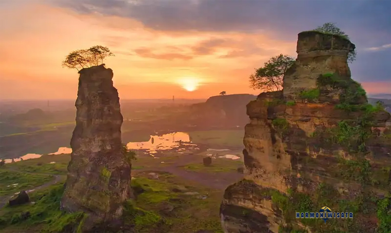 Harmoni Wisata Brown Canyon – Semarang