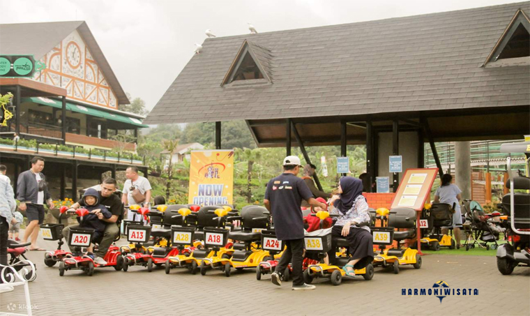 Harmoni Wisata Lembang Park & Zoo (Bandung)