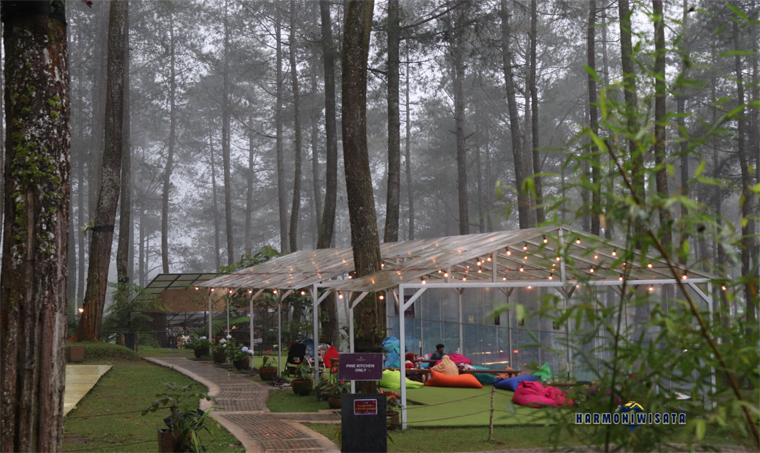 Harmoni Wisata Orchid Forest Cikole