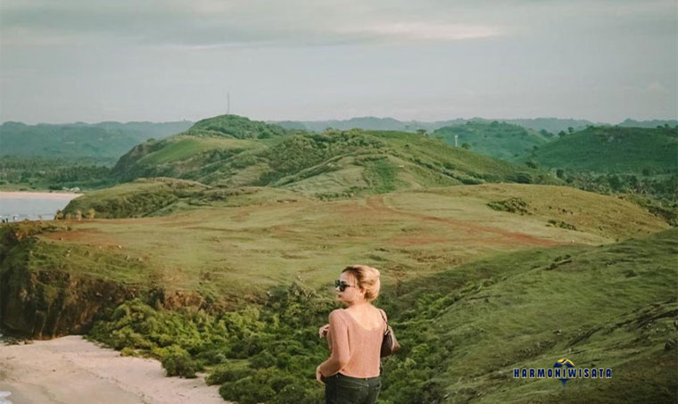 Harmoni WIsata Bukit Merese sisi timur, Lombok