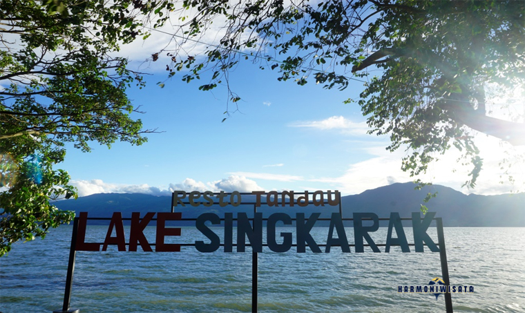 Harmoni Wisata Danau Singkarak, Sumatera Barat